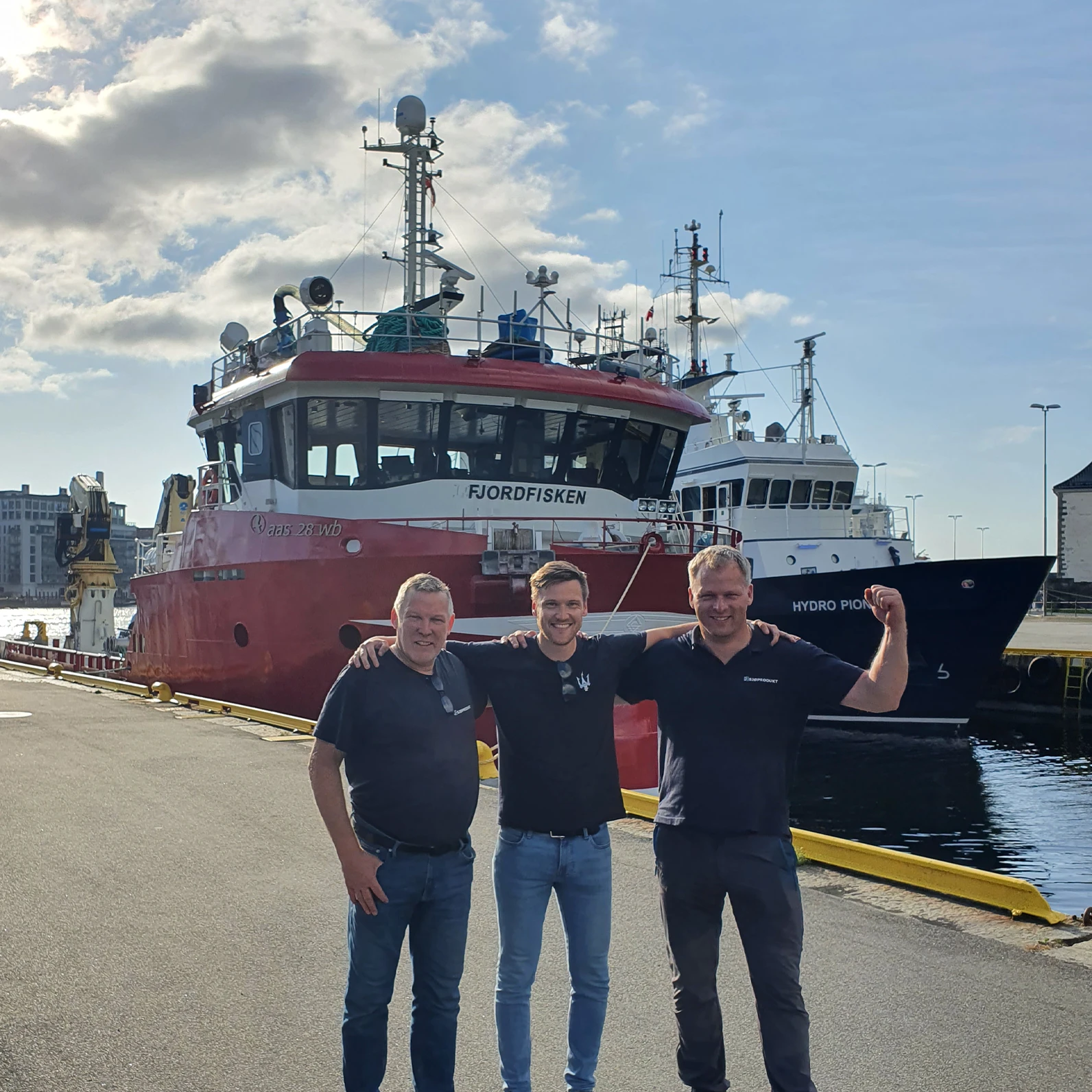 Kjøp av Fjordfisken Odd Tore Frøyen, Gaute Vassbotten og Ronny Larsen under kjøp av Fjordfisken • Sjøprodukt AS
